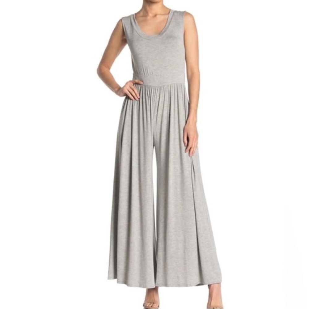 West Kei Wide Leg Gray Sleeveless Jumpsuit Size Medium